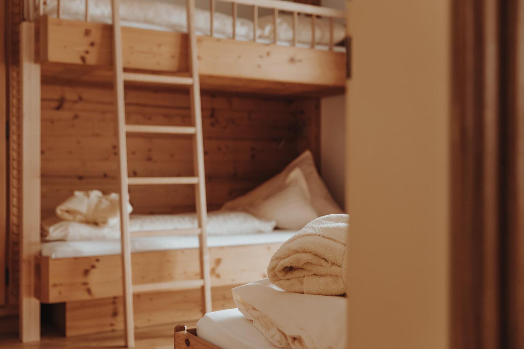 ホテル オーストリア レッヒ 部屋 写真
